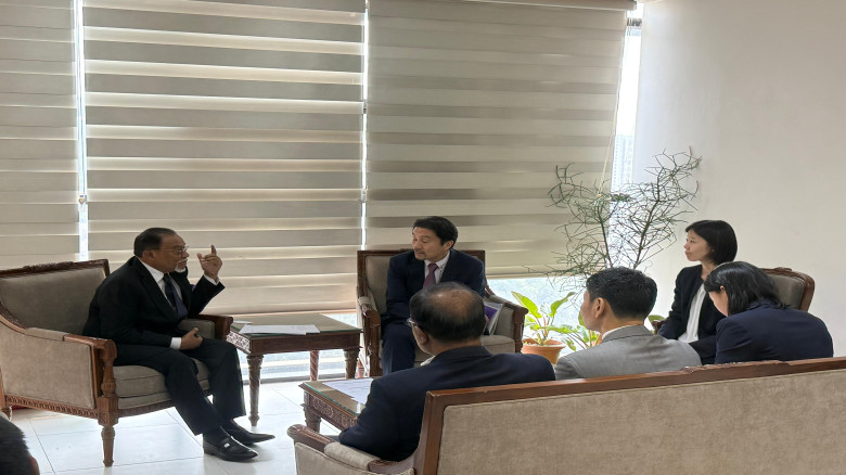 প্রধানমন্ত্রীর জনপ্রশাসন উপদেষ্টার সাথে জাইকা প্রতিনিধি দলের