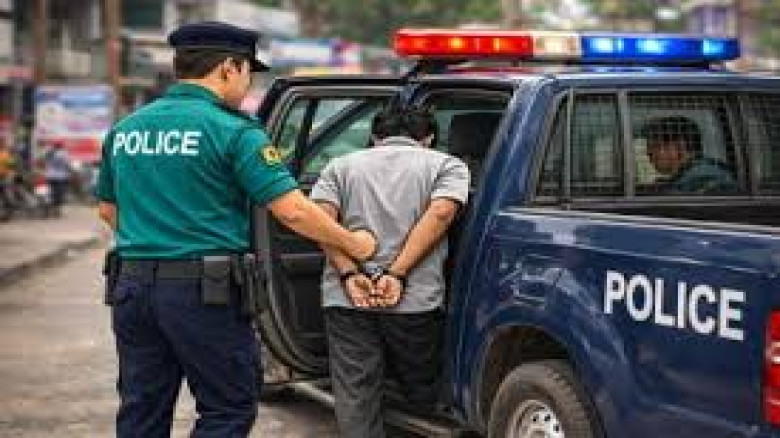 রংপুরে পুলিশের বিশেষ অভিযানে আটক ১৮