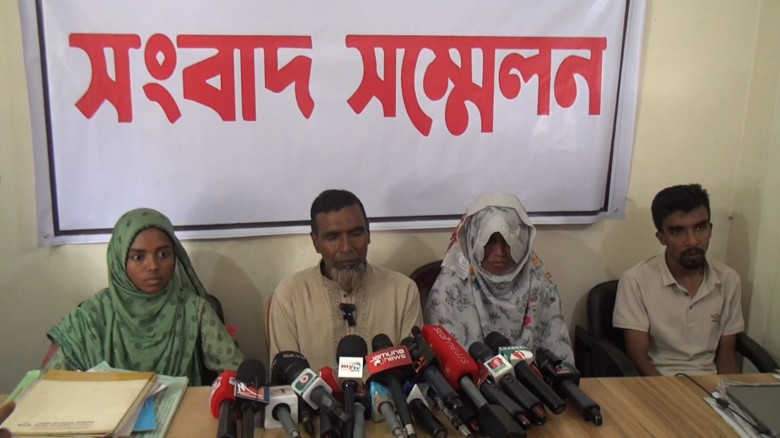 জমি লিখে না দেওয়ায় লাশ দাফনে বাধা,গাজীপুরে সংবাদ সম্মেলন