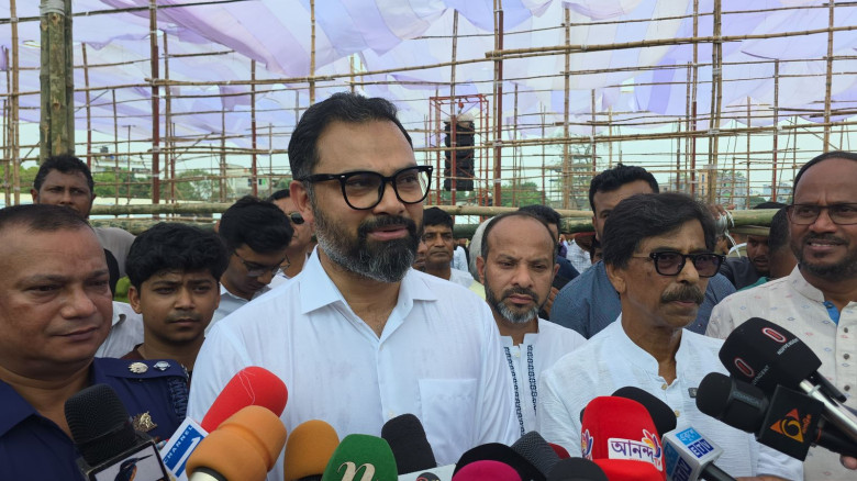 টাঙ্গাইল জেলা স্টেডিয়াম পরিদর্শন করলেন যুব ও ক্রীড়া প্রতিমন্ত্রী