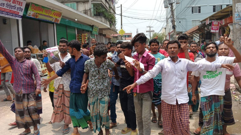 গাজীপুরে অটোরিকশা চালককে গলা কেটে হত্যা, অটোরিকশা ছিনতাই