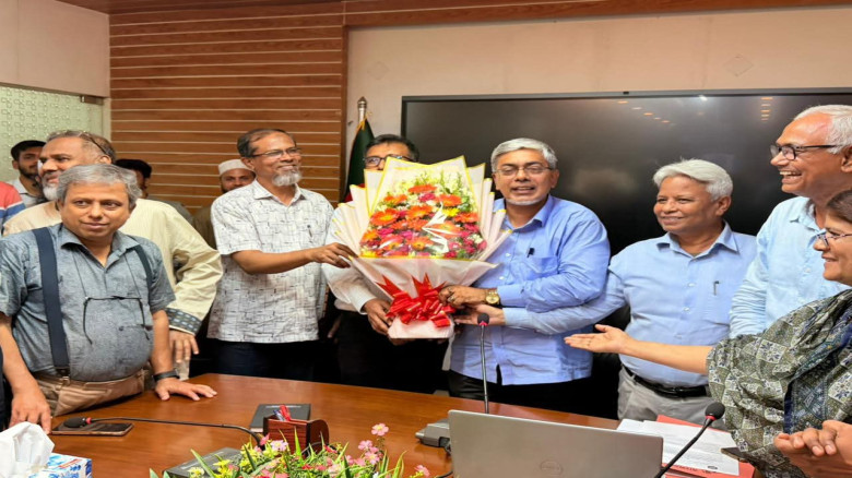 ফাঁকা ক্যাম্পাসে প্রবেশ করলেন ডুয়েটের নতুন ভিসি