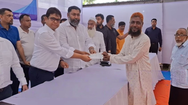 বদলে যাবে গাজীপুরের গ্রামীণ জনপদ ১১৩ প্রকল্পের অনুকূলে মোট ১ কোটি ৬০ লাখ টাকার চেক বিতরণ