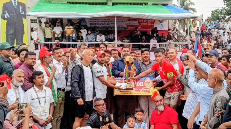 গাজীপুরে শহীদ রাষ্ট্রপতি জিয়াউর রহমান গোল্ডকাপ ফুটবল টুর্নাম