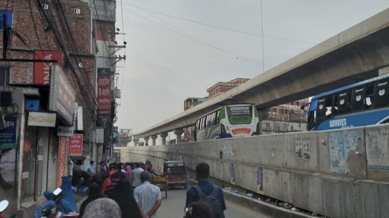 গাজীপুরে "ই-ভ্যালী" আবাসিক হোটেল থেকে নারীর রক্তাক্ত মরদেহ উদ্ধার