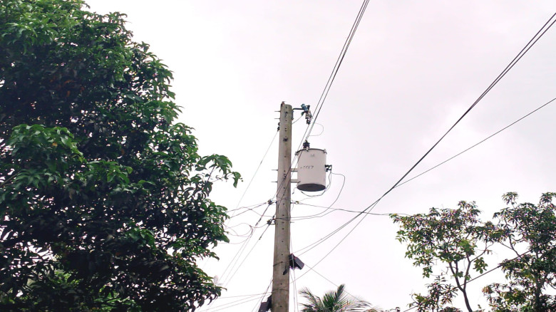 লোডশেডিংয়ে অতিষ্ঠ বদলগাছী উপজেলাবাসী