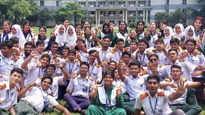 এসএসসি ও সমমানের ফল প্রকাশ, পাসের হার ৬২.২৫ শতাংশ