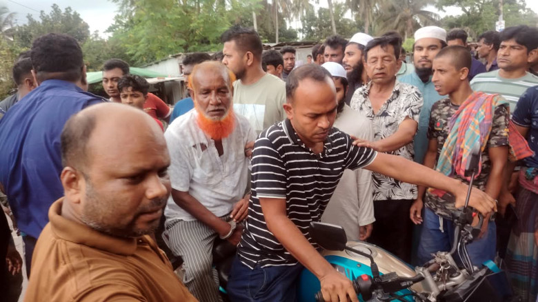 নড়াইলের লোহাগড়ায় মহাসড়কে পরিবহন বাসের ধাক্কায় এক বৃদ্ধ  নিহত