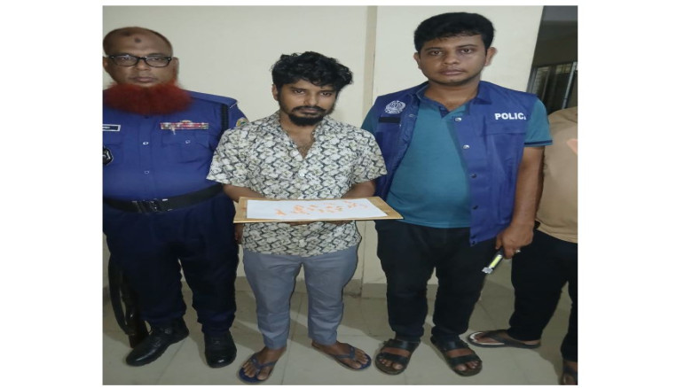 চরফ্যাসনে একশত পিস ইয়াবা সহ যুবক আটক