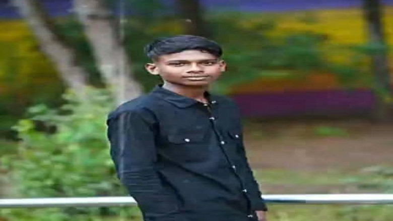 চরফ্যাসনে মডেল মসজিদের ছাদ থেকে পড়ে মাদ্রাসাছাত্রের মৃত্যু