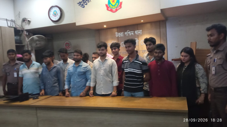 উত্তরায় শেখ হাসিনার জন্মদিন পালনের সময় ছাত্রলীগের সভাপতি ও ন