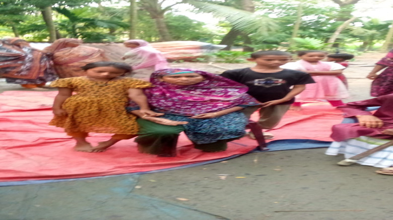 চরফ্যাসনে দূর্বৃত্তের হাতে নিহত গরু ব্যবসায়ী বাশারের স্ত্রী