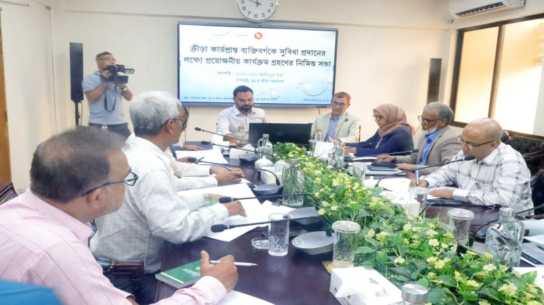 ক্রীড়া কার্ডধারী খেলোয়াড়দের পরিবহন ও বীমা সুবিধা প্রদানে নীতিগত সিদ্ধান্ত: যুব ও ক্রীড়া প্রতিমন্ত