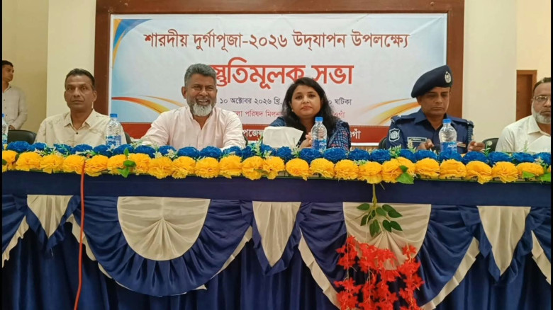বদলগাছীতে ১০৮ দুর্গামন্দিরে ৬৪ মেট্রিক টন চাল বিতরণ